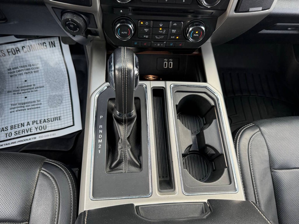 Ford F-150 Vehicle Full-screen Gallery Image 30