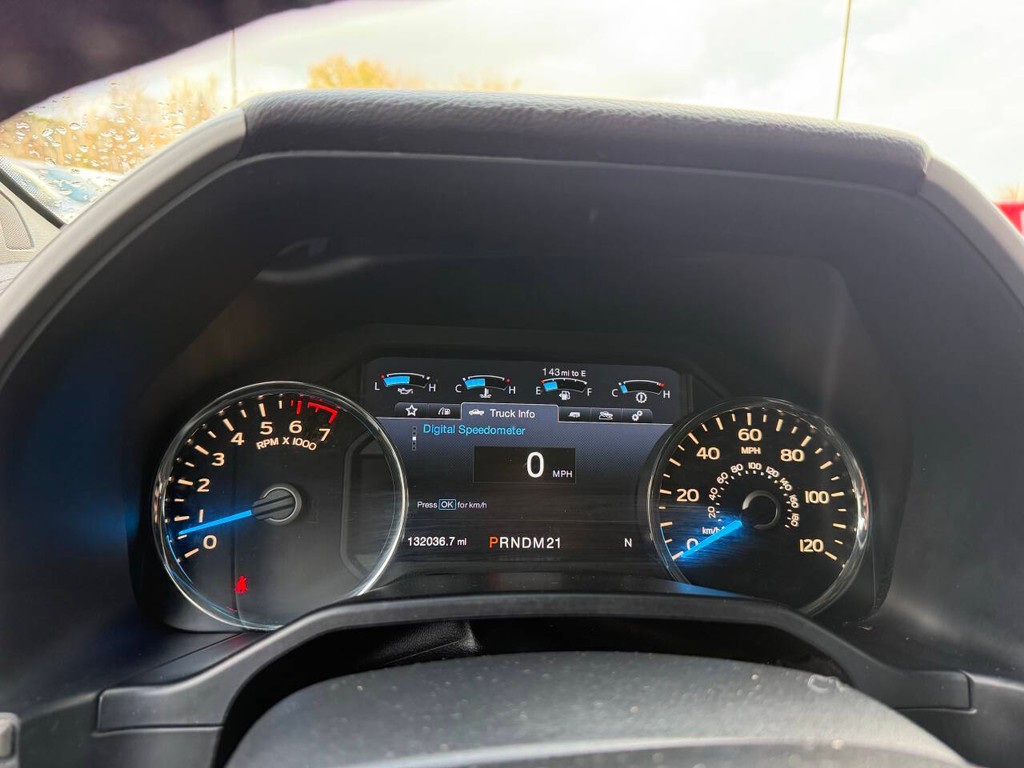 Ford F-150 Vehicle Full-screen Gallery Image 32