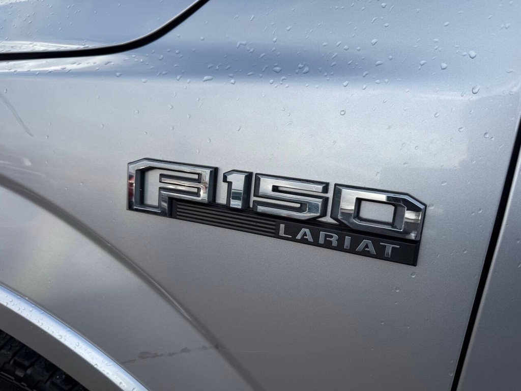 Ford F-150 Vehicle Full-screen Gallery Image 37