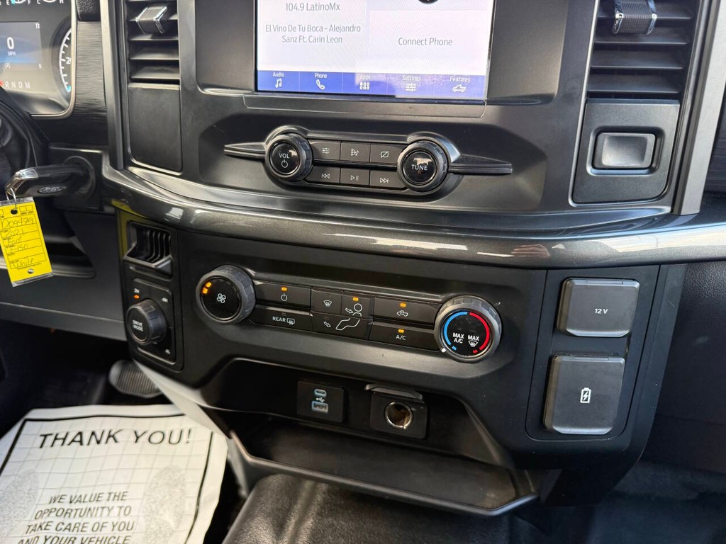 Ford F-150 Vehicle Full-screen Gallery Image 25