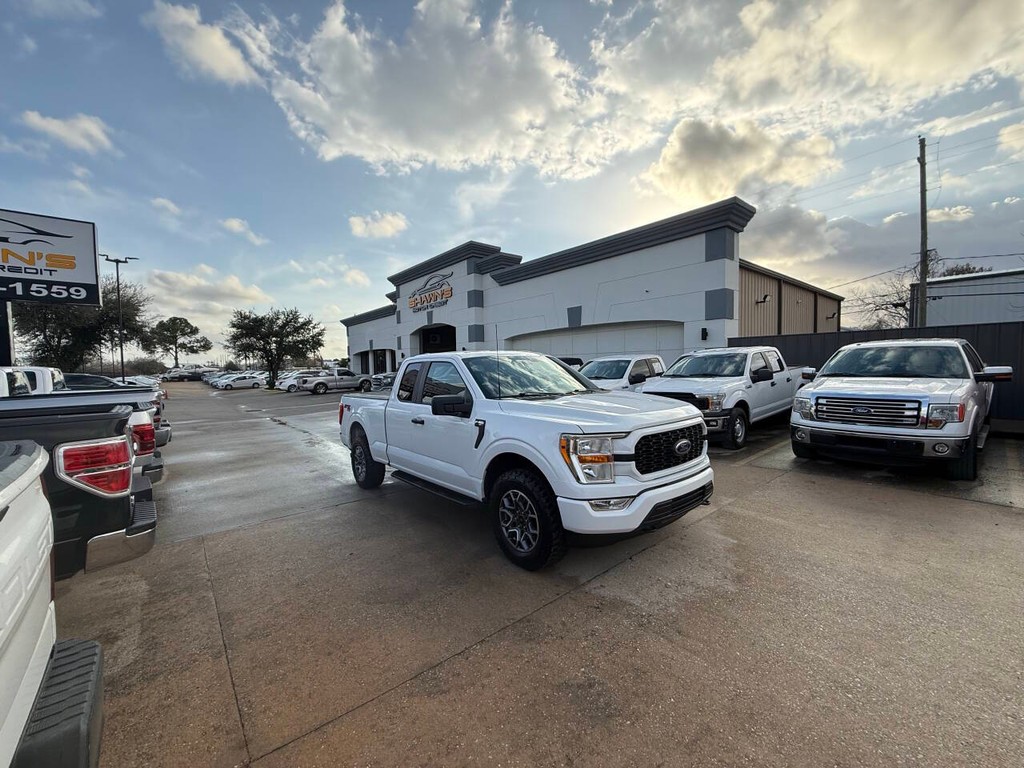 Ford F-150 Vehicle Full-screen Gallery Image 42