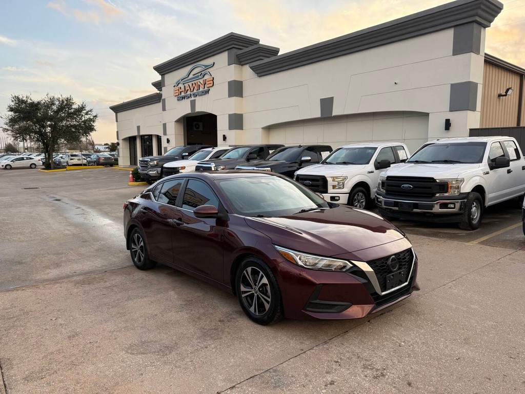 Nissan Sentra Vehicle Full-screen Gallery Image 02