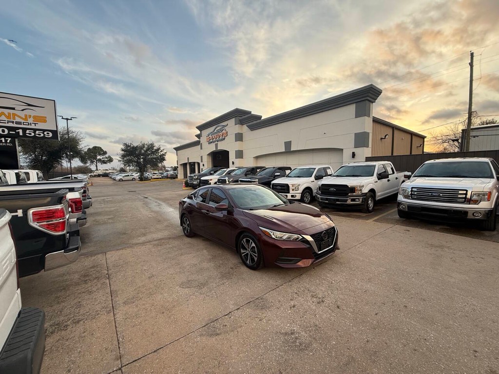 Nissan Sentra Vehicle Full-screen Gallery Image 41