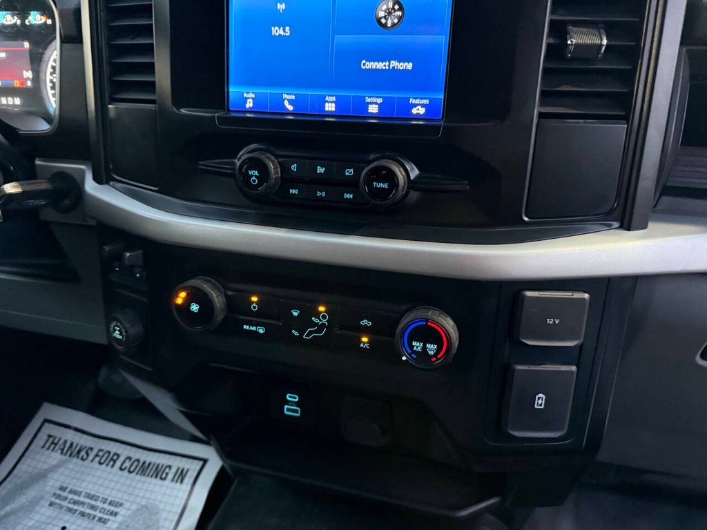 Ford F-150 Vehicle Full-screen Gallery Image 23