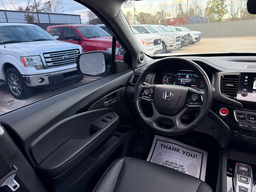 Honda Pilot Vehicle Full-screen Gallery Image 21