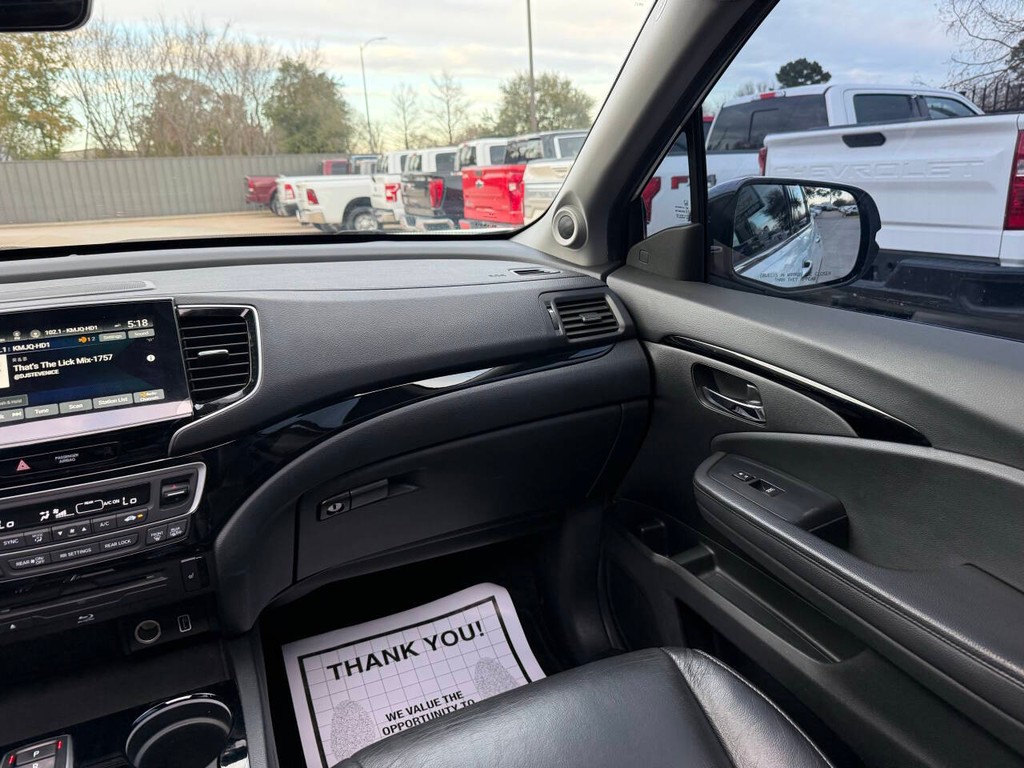 Honda Pilot Vehicle Full-screen Gallery Image 22