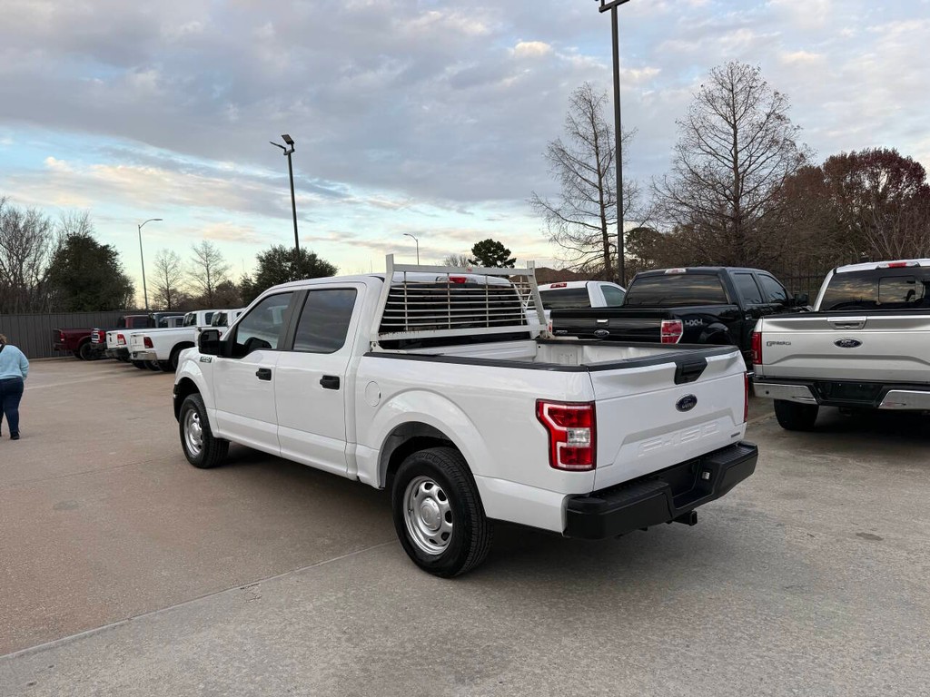 Ford F-150 Vehicle Full-screen Gallery Image 04