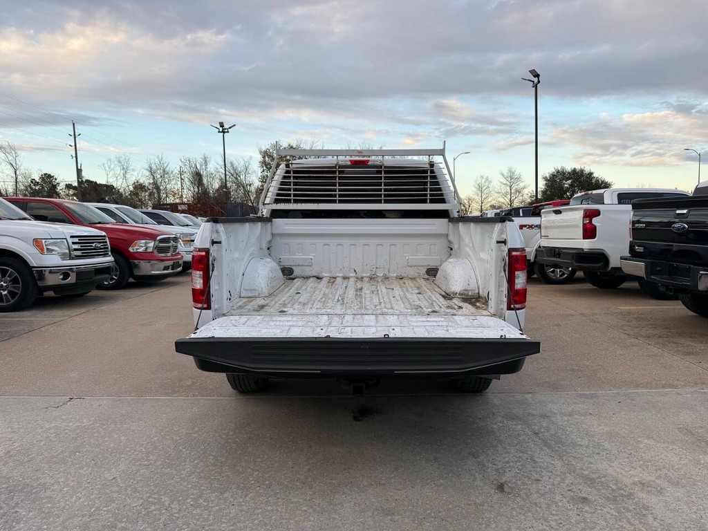 Ford F-150 Vehicle Full-screen Gallery Image 36