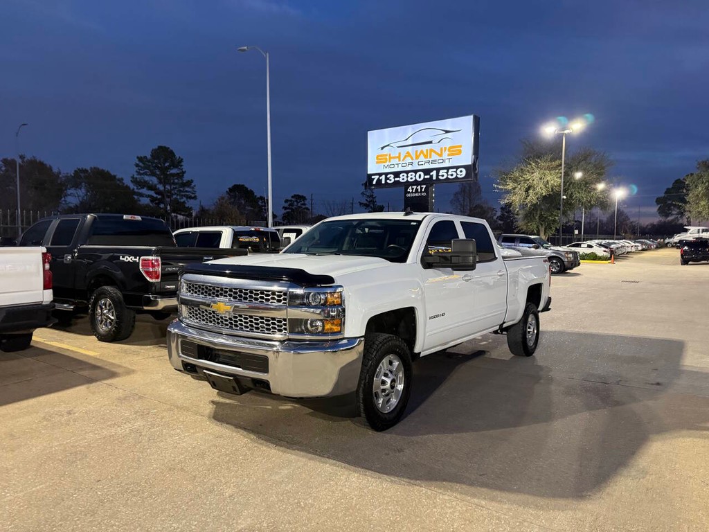 Chevrolet Silverado 2500HD Vehicle Full-screen Gallery Image 44