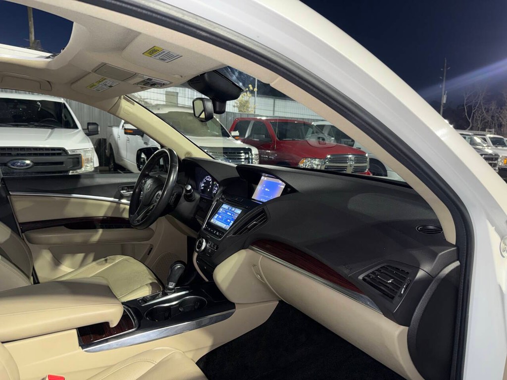 Acura MDX Vehicle Full-screen Gallery Image 09