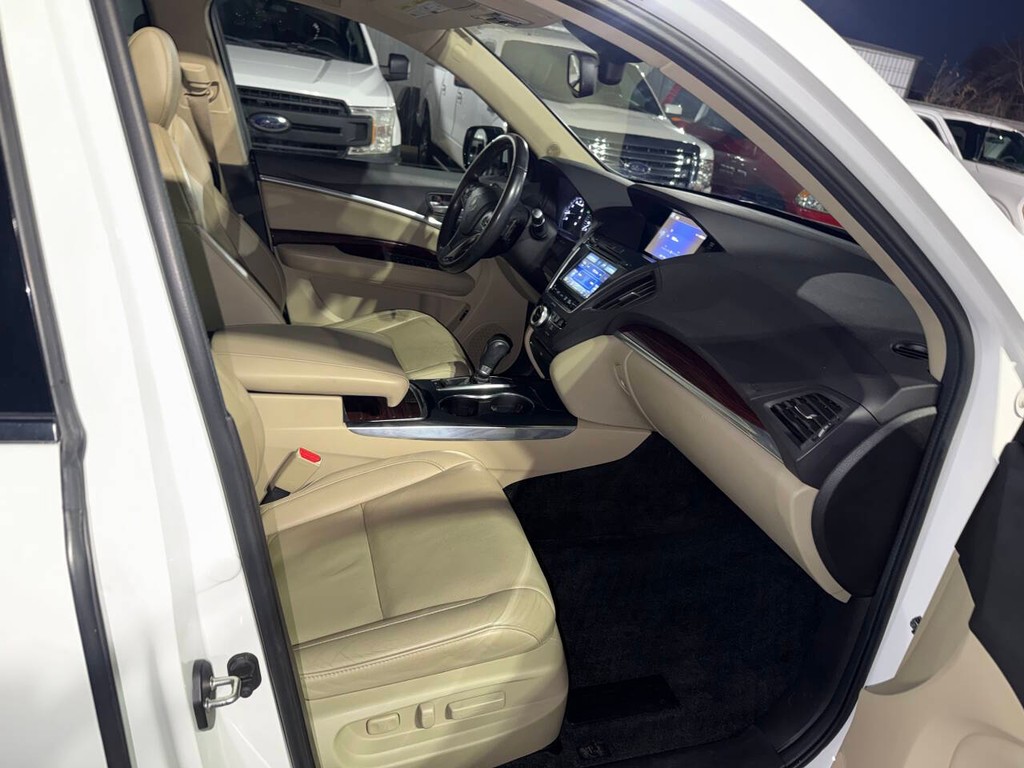Acura MDX Vehicle Full-screen Gallery Image 10