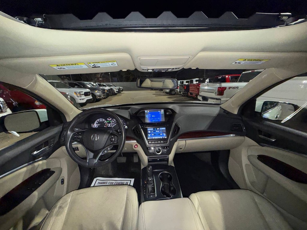 Acura MDX Vehicle Full-screen Gallery Image 20