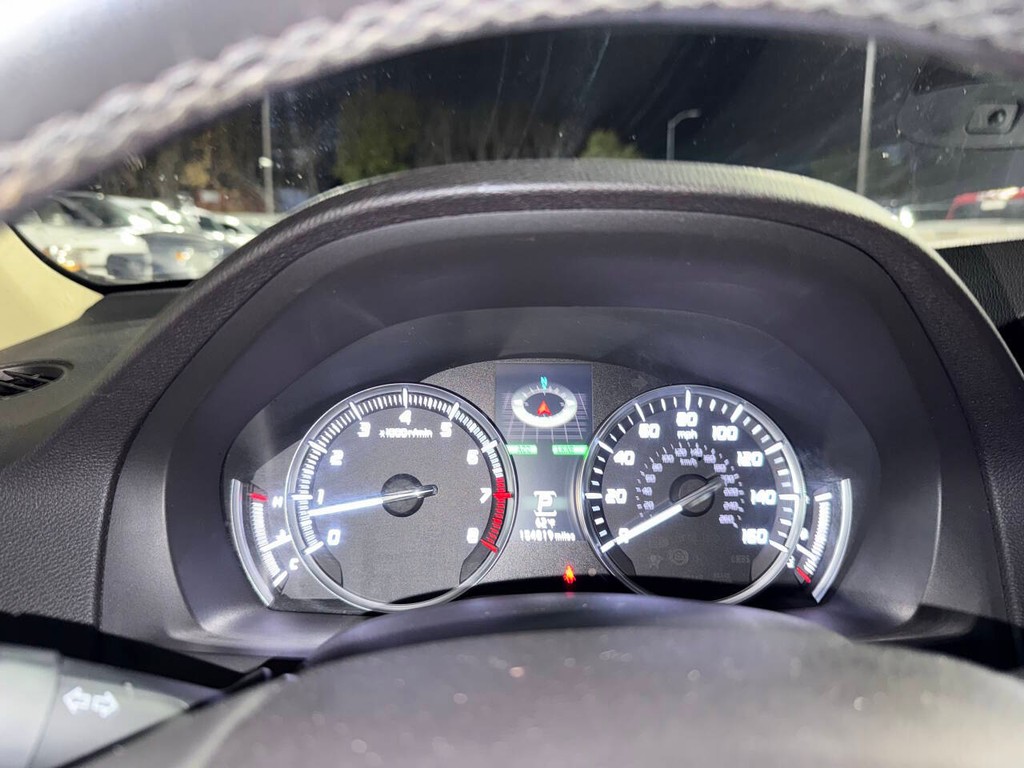 Acura MDX Vehicle Full-screen Gallery Image 37