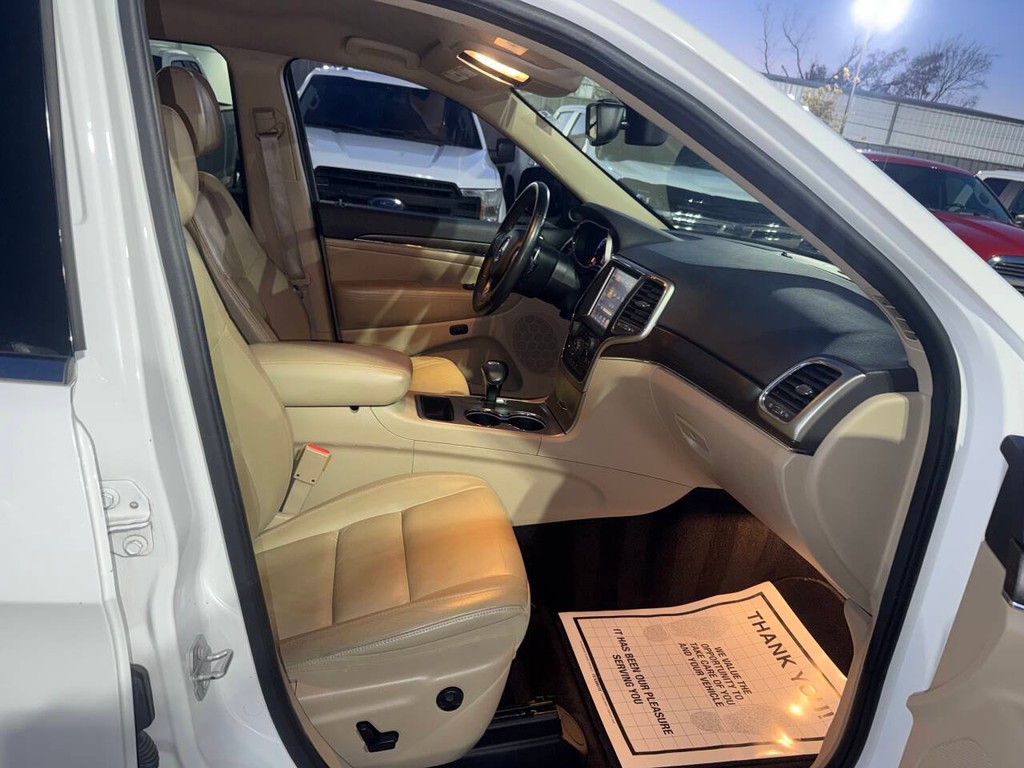 Jeep Grand Cherokee Vehicle Full-screen Gallery Image 10