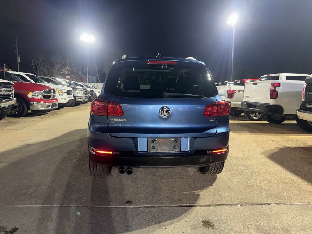 Volkswagen Tiguan Vehicle Full-screen Gallery Image 39