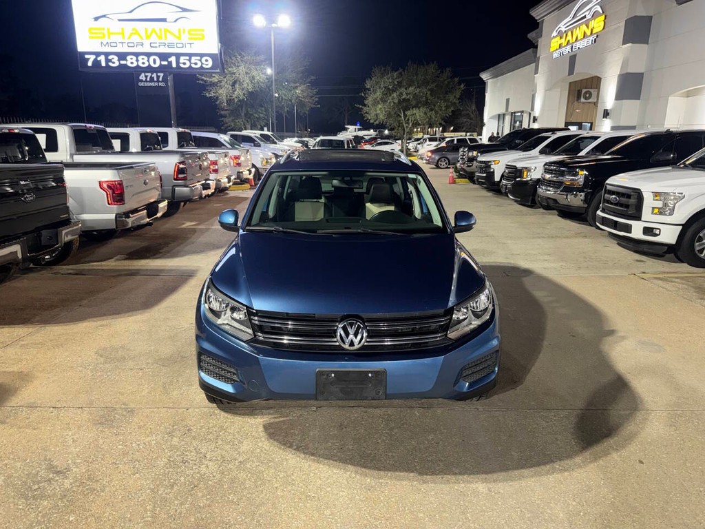 Volkswagen Tiguan Vehicle Full-screen Gallery Image 40