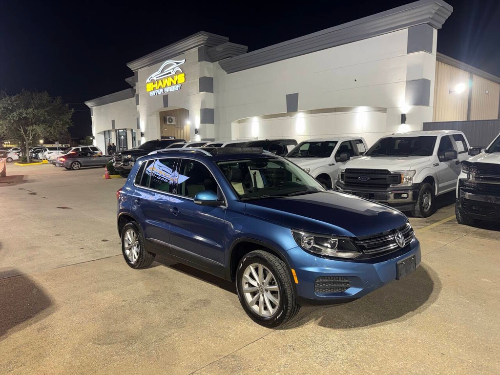 Volkswagen Tiguan Vehicle Full-screen Gallery Image 42