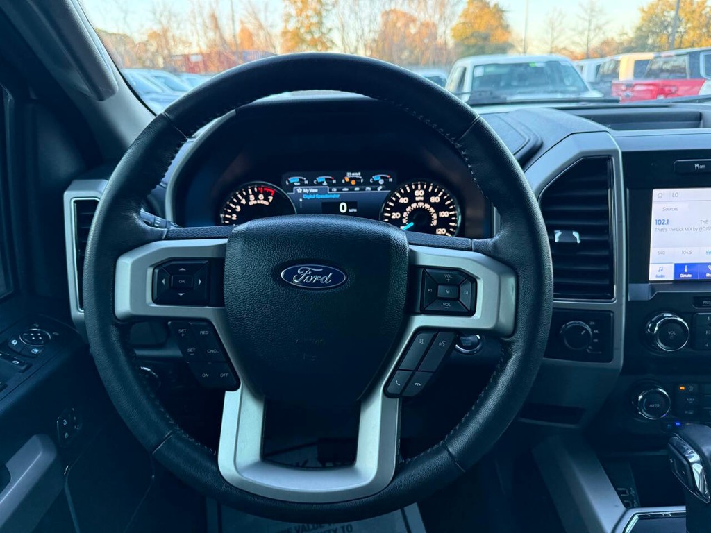 Ford F-150 Vehicle Full-screen Gallery Image 22