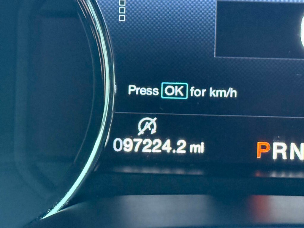 Ford F-150 Vehicle Full-screen Gallery Image 32