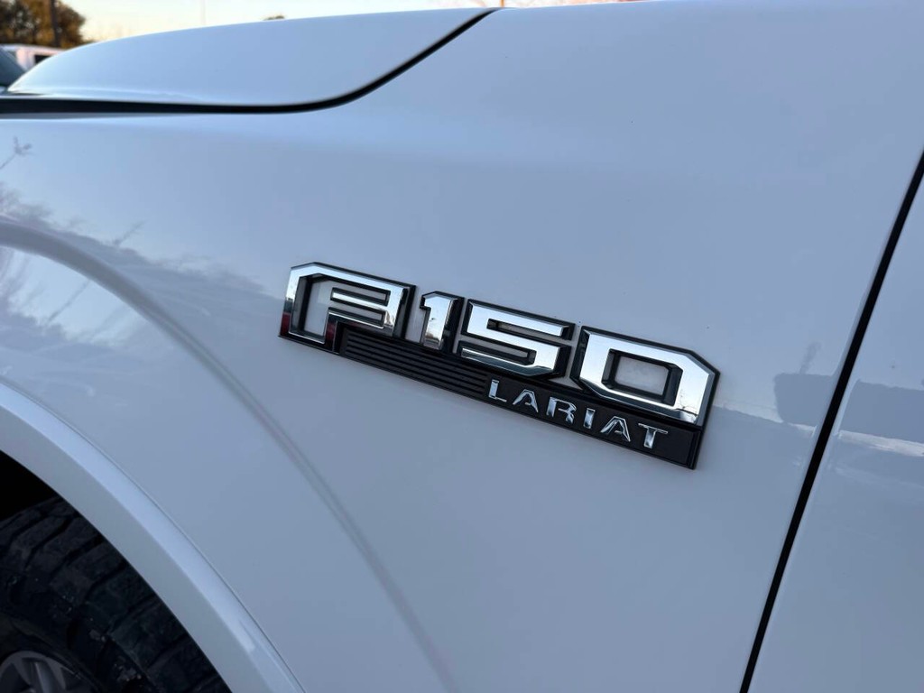 Ford F-150 Vehicle Full-screen Gallery Image 36