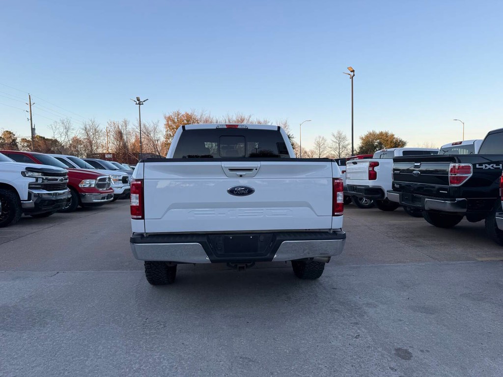 Ford F-150 Vehicle Full-screen Gallery Image 38