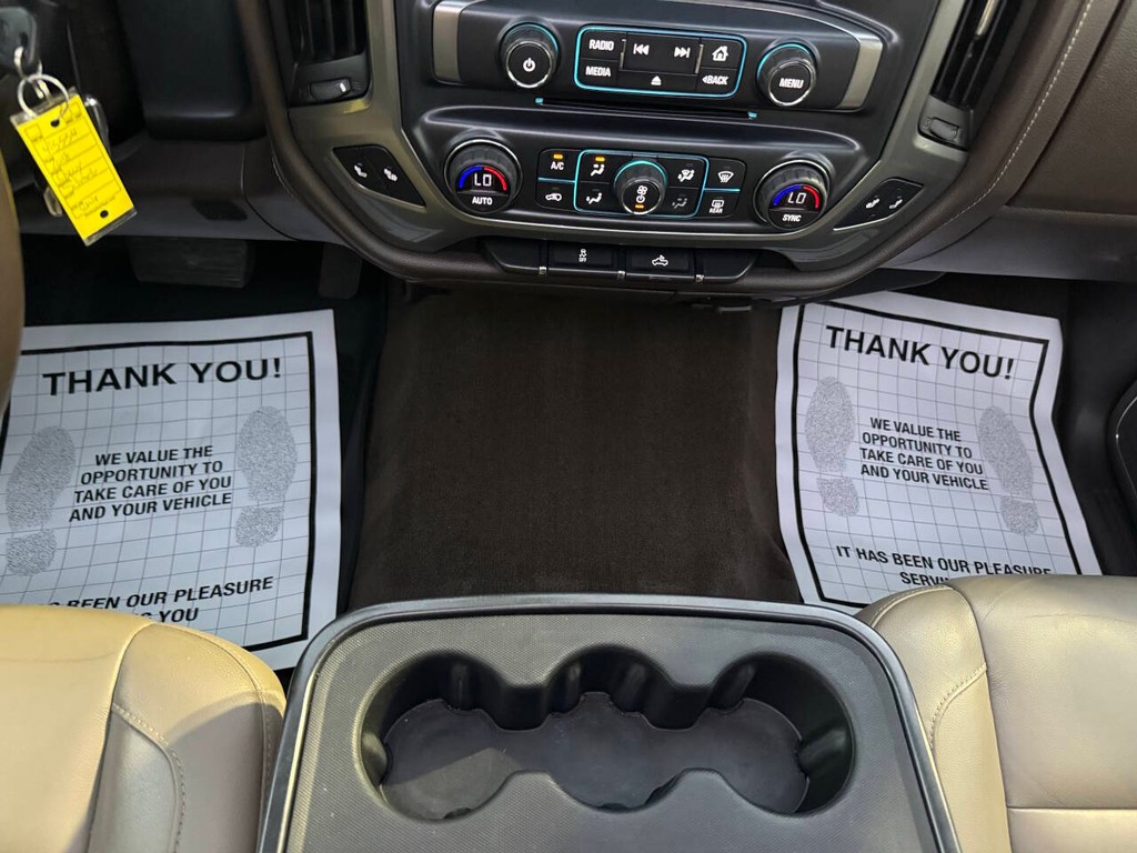 Chevrolet Silverado 1500 Vehicle Full-screen Gallery Image 28