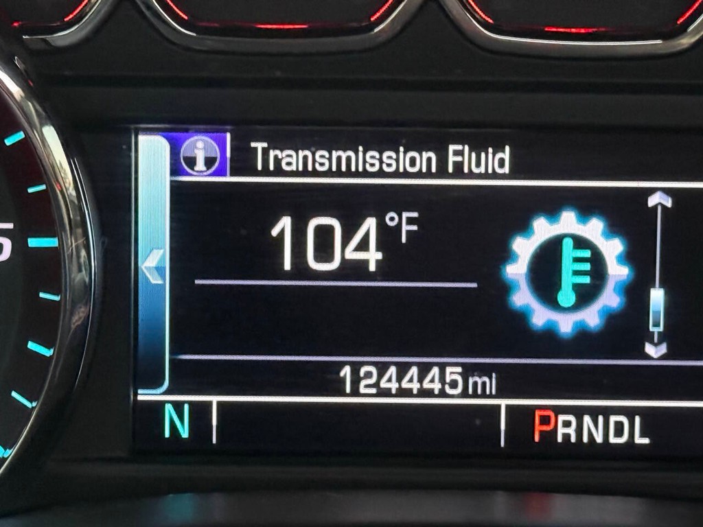 Chevrolet Silverado 1500 Vehicle Full-screen Gallery Image 32