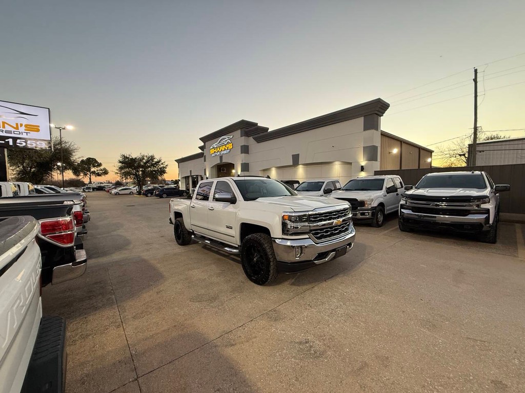 Chevrolet Silverado 1500 Vehicle Full-screen Gallery Image 44
