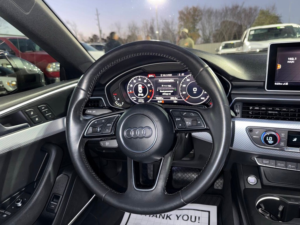 Audi A5 Coupe Vehicle Full-screen Gallery Image 19