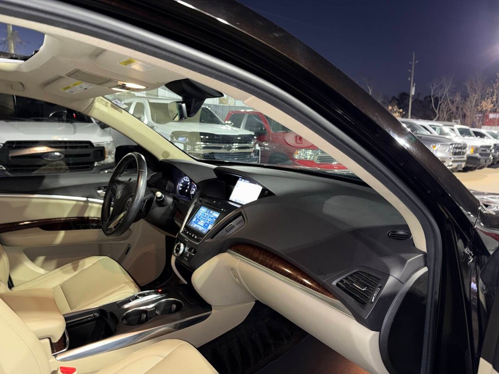 Acura MDX Vehicle Full-screen Gallery Image 09