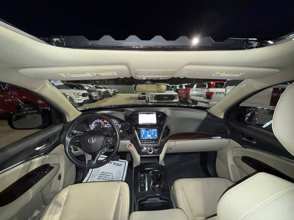 Acura MDX Vehicle Full-screen Gallery Image 16