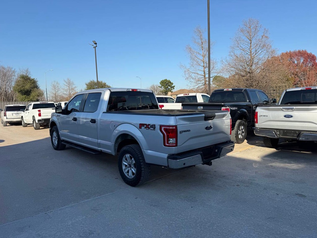 Ford F-150 Vehicle Full-screen Gallery Image 04