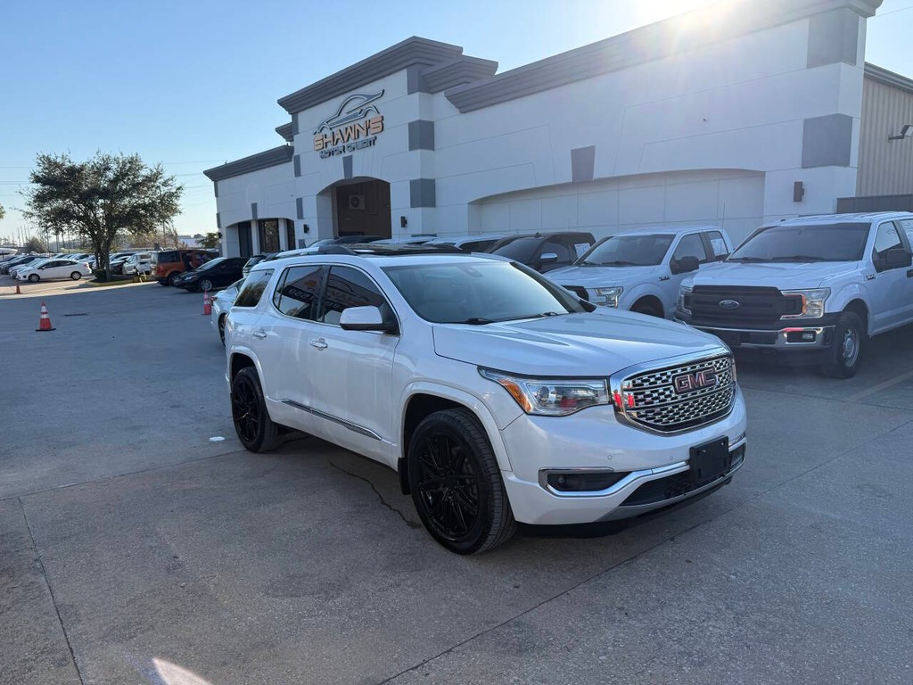 GMC Acadia Vehicle Full-screen Gallery Image 48