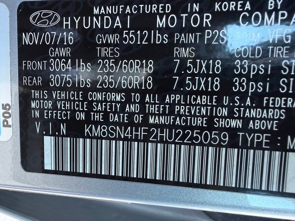 Hyundai Santa Fe Vehicle Full-screen Gallery Image 31