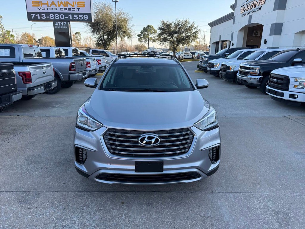 Hyundai Santa Fe Vehicle Full-screen Gallery Image 37