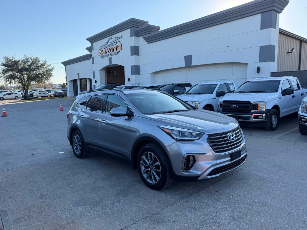 Hyundai Santa Fe Vehicle Full-screen Gallery Image 39