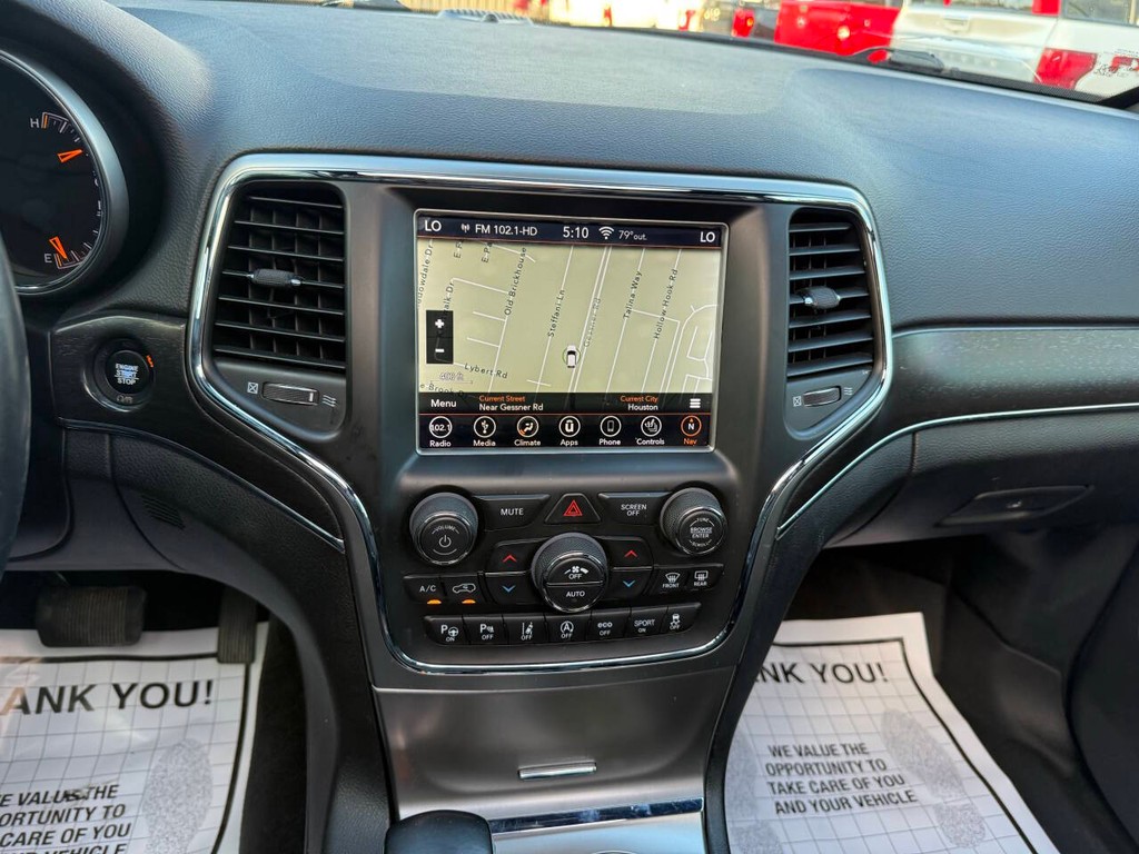 Jeep Grand Cherokee Vehicle Full-screen Gallery Image 23