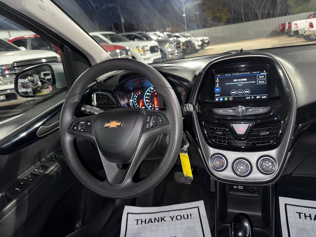 Chevrolet Spark Vehicle Full-screen Gallery Image 20
