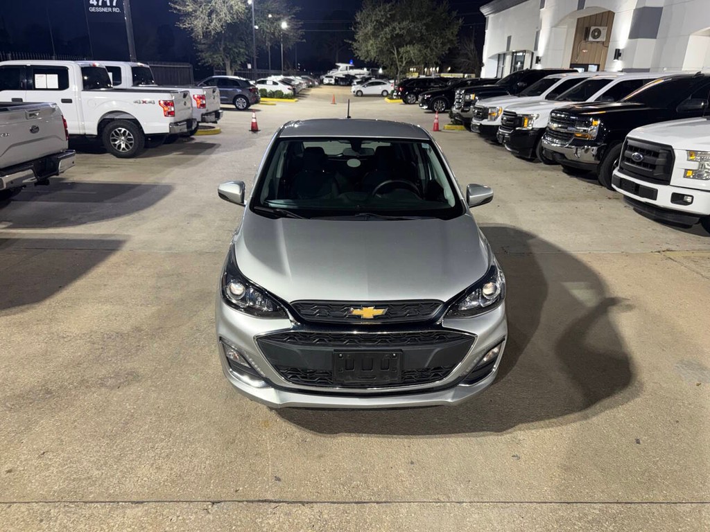 Chevrolet Spark Vehicle Full-screen Gallery Image 36