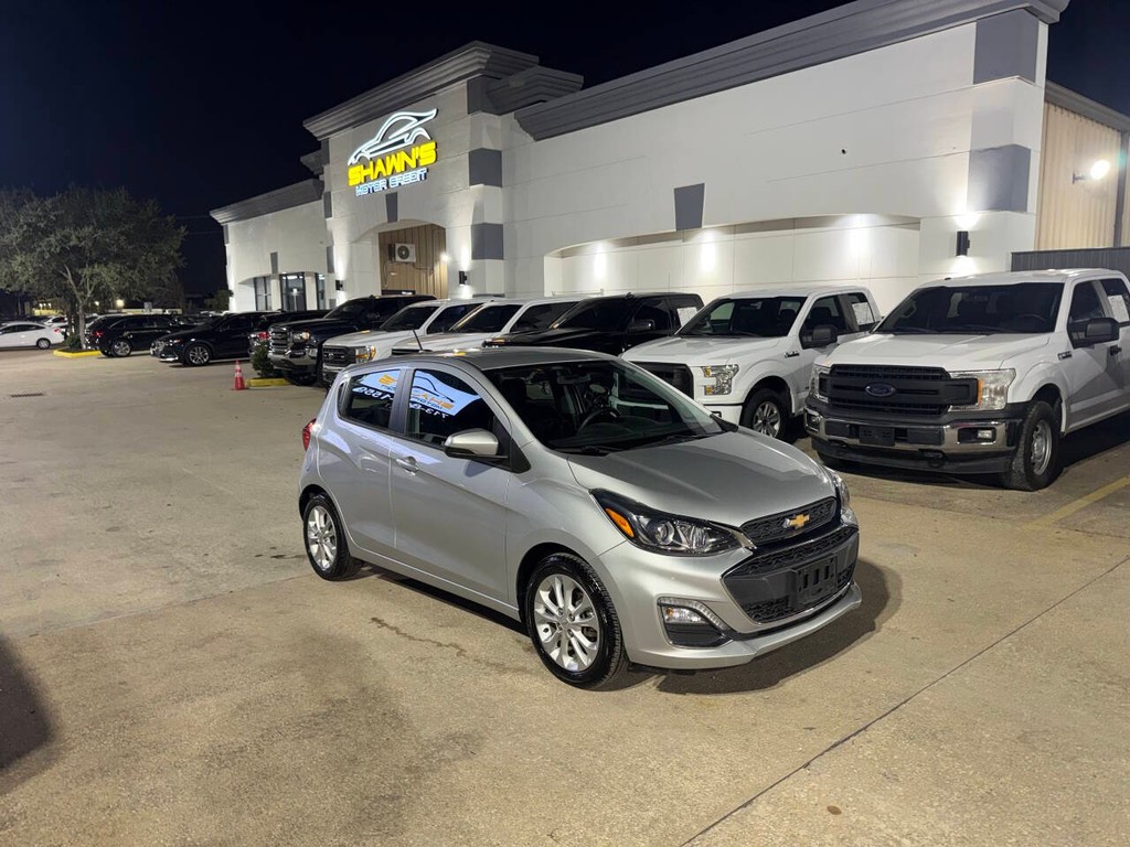 Chevrolet Spark Vehicle Full-screen Gallery Image 38