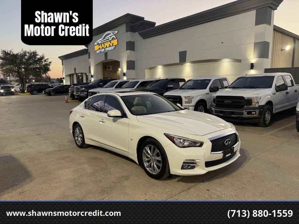 INFINITI Q50 Vehicle Full-screen Gallery Image 02