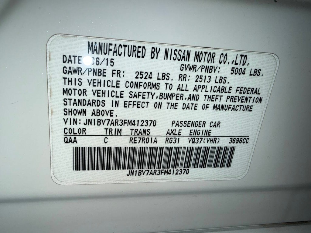 INFINITI Q50 Vehicle Full-screen Gallery Image 33