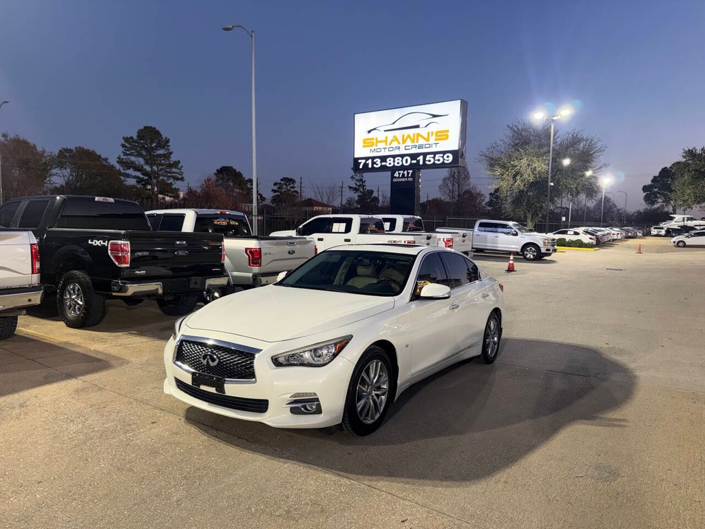 INFINITI Q50 Vehicle Full-screen Gallery Image 43