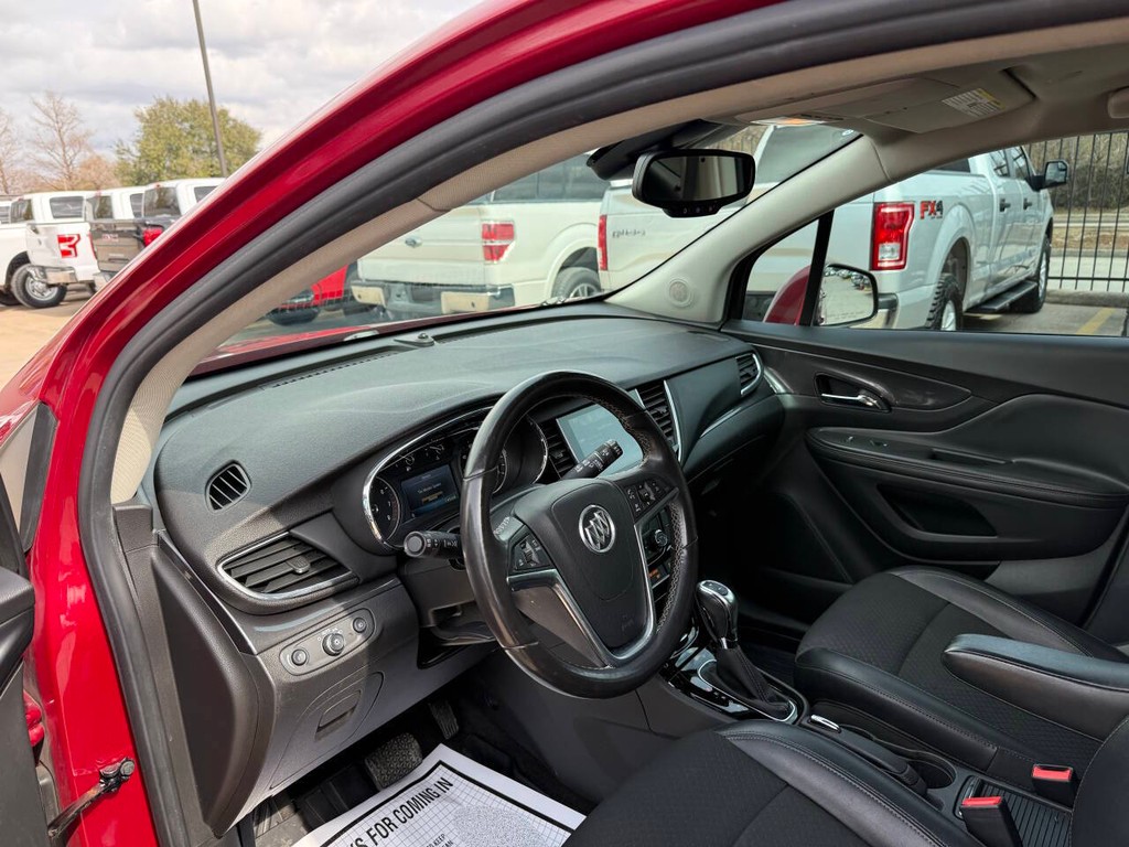 Buick Encore Vehicle Full-screen Gallery Image 06