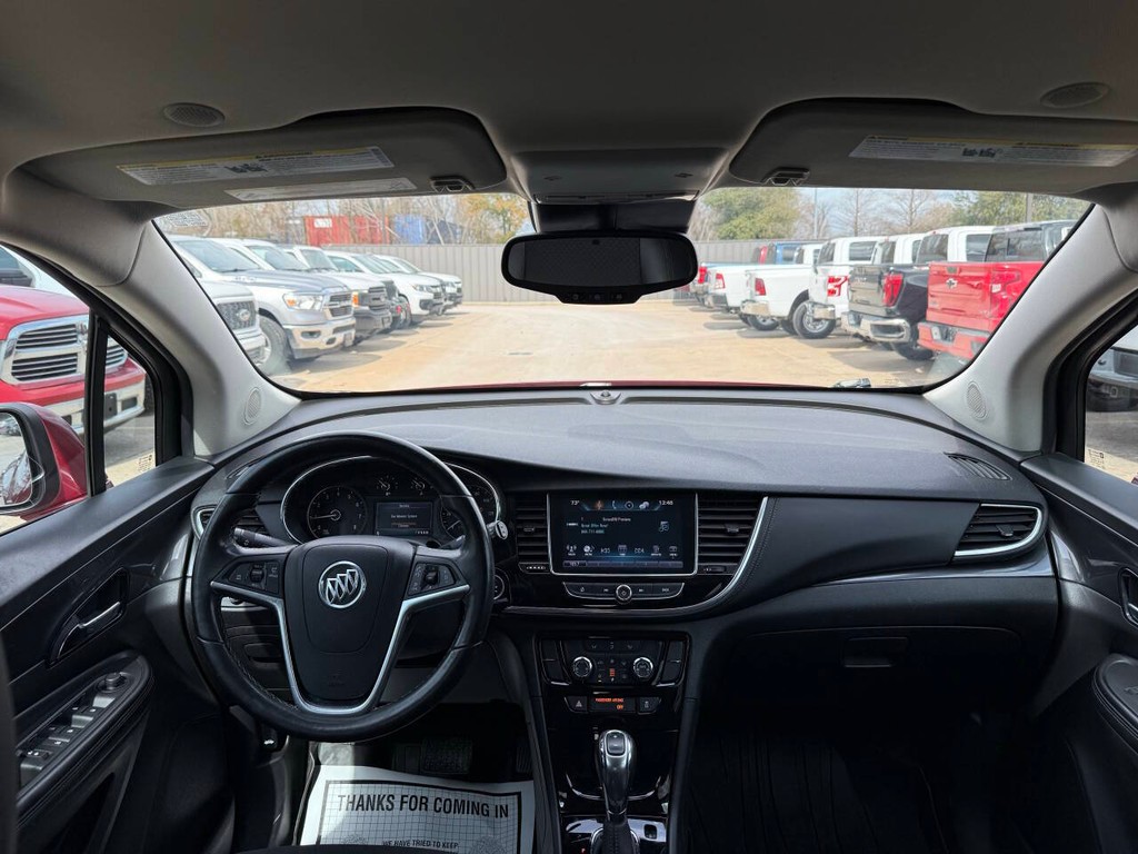 Buick Encore Vehicle Full-screen Gallery Image 18