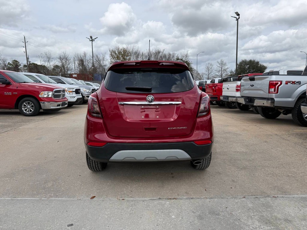 Buick Encore Vehicle Full-screen Gallery Image 38