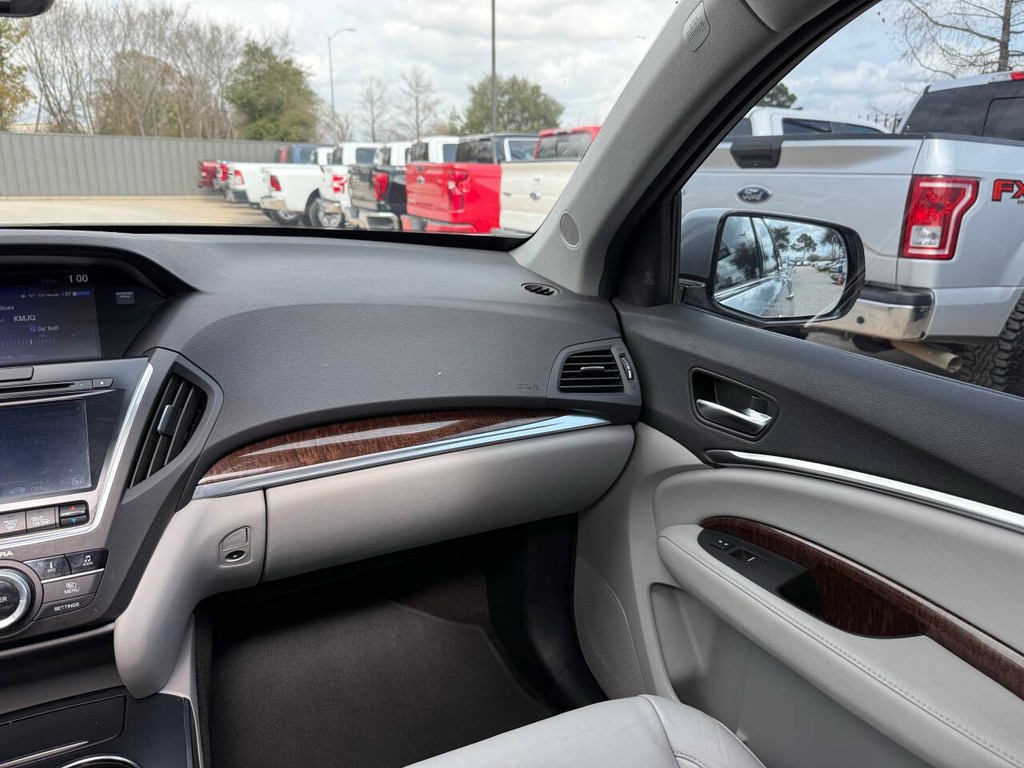 Acura MDX Vehicle Full-screen Gallery Image 22