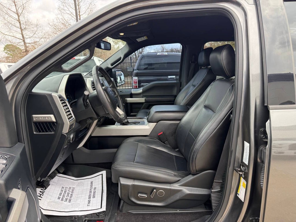 Ford F-150 Vehicle Full-screen Gallery Image 07