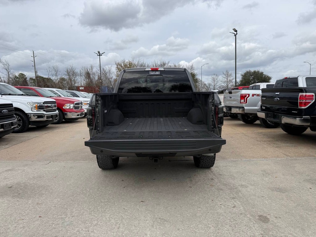 Ford F-150 Vehicle Full-screen Gallery Image 36