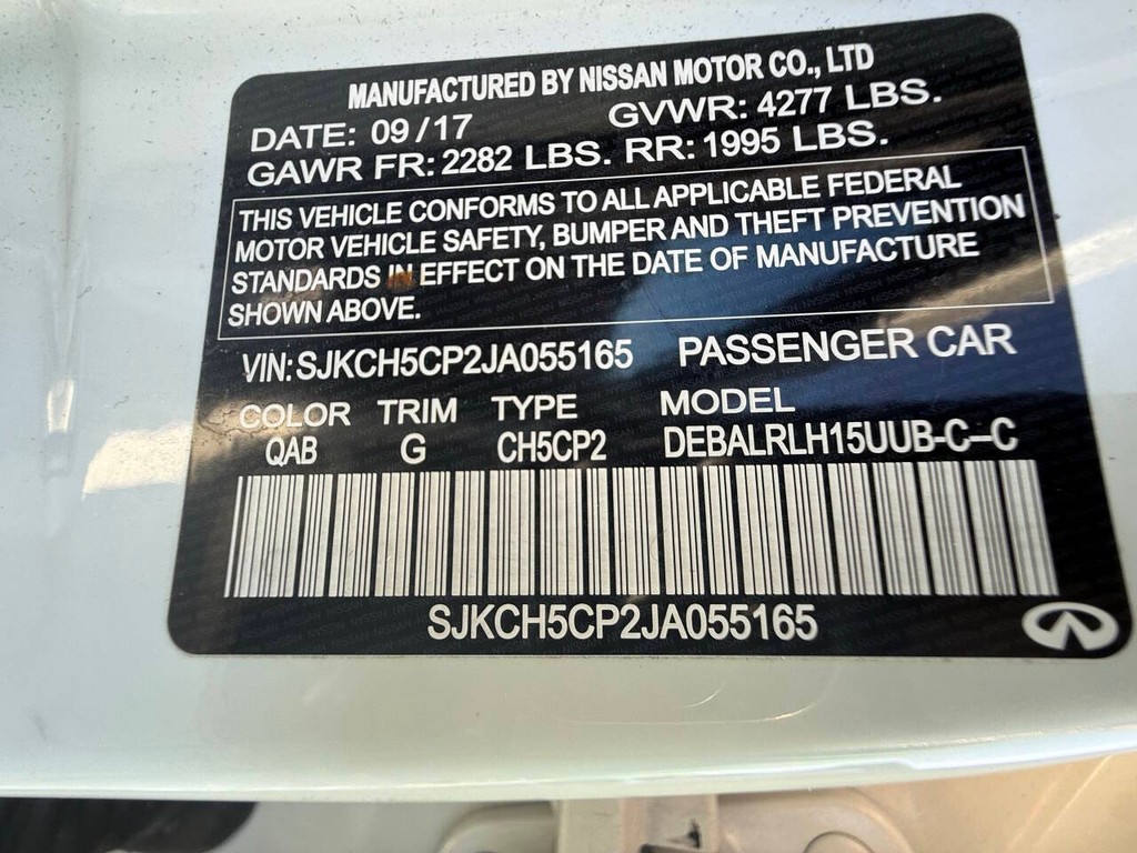 INFINITI QX30 Vehicle Full-screen Gallery Image 35